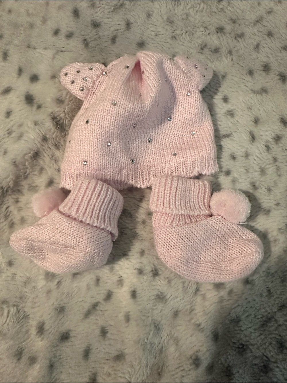 Nicole Miller Baby Knit Hat & Booties Set - Light Pink with Rhinestones